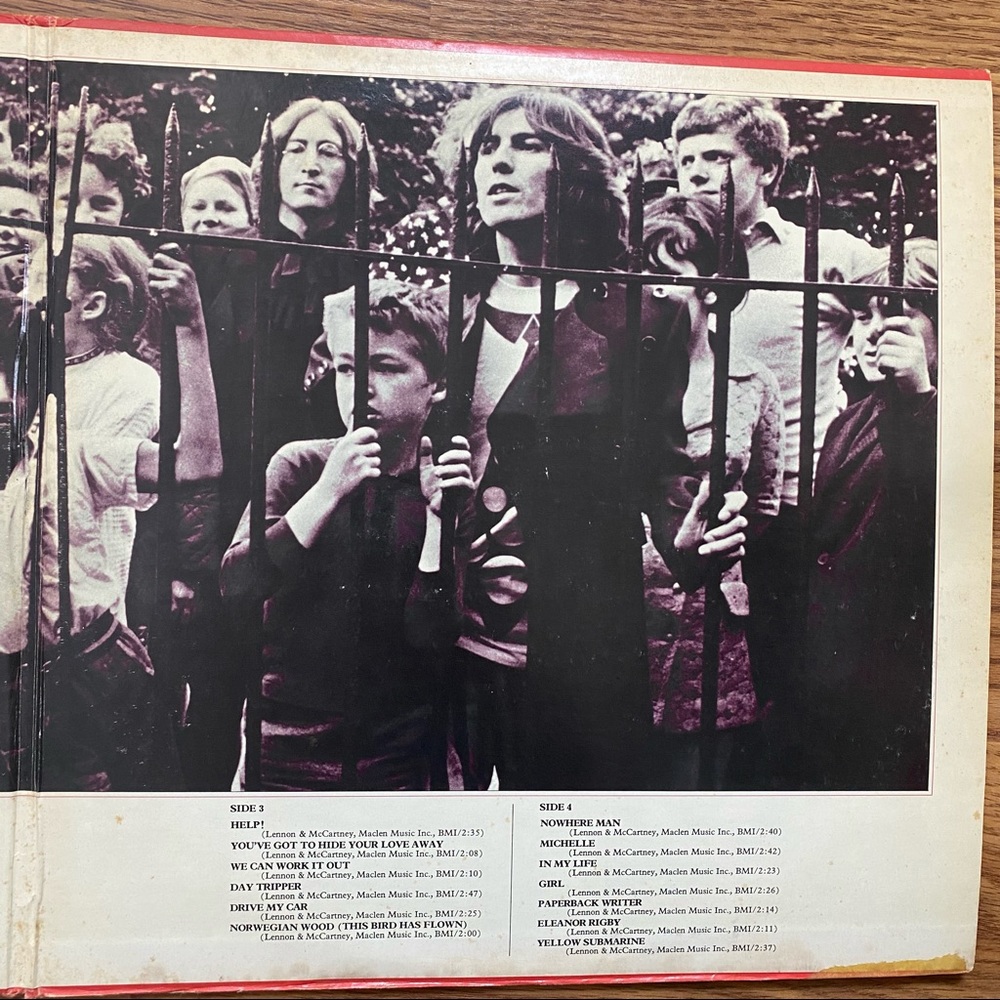 The Beatles 1962-1966 Vinyl Record - Picture 5 of 16